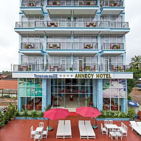 Annecy Hotel Ванг Виенг Екстериор снимка